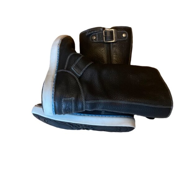 UGG | Black Leather Zipper Boots | Size 5 - Picture 3 of 11